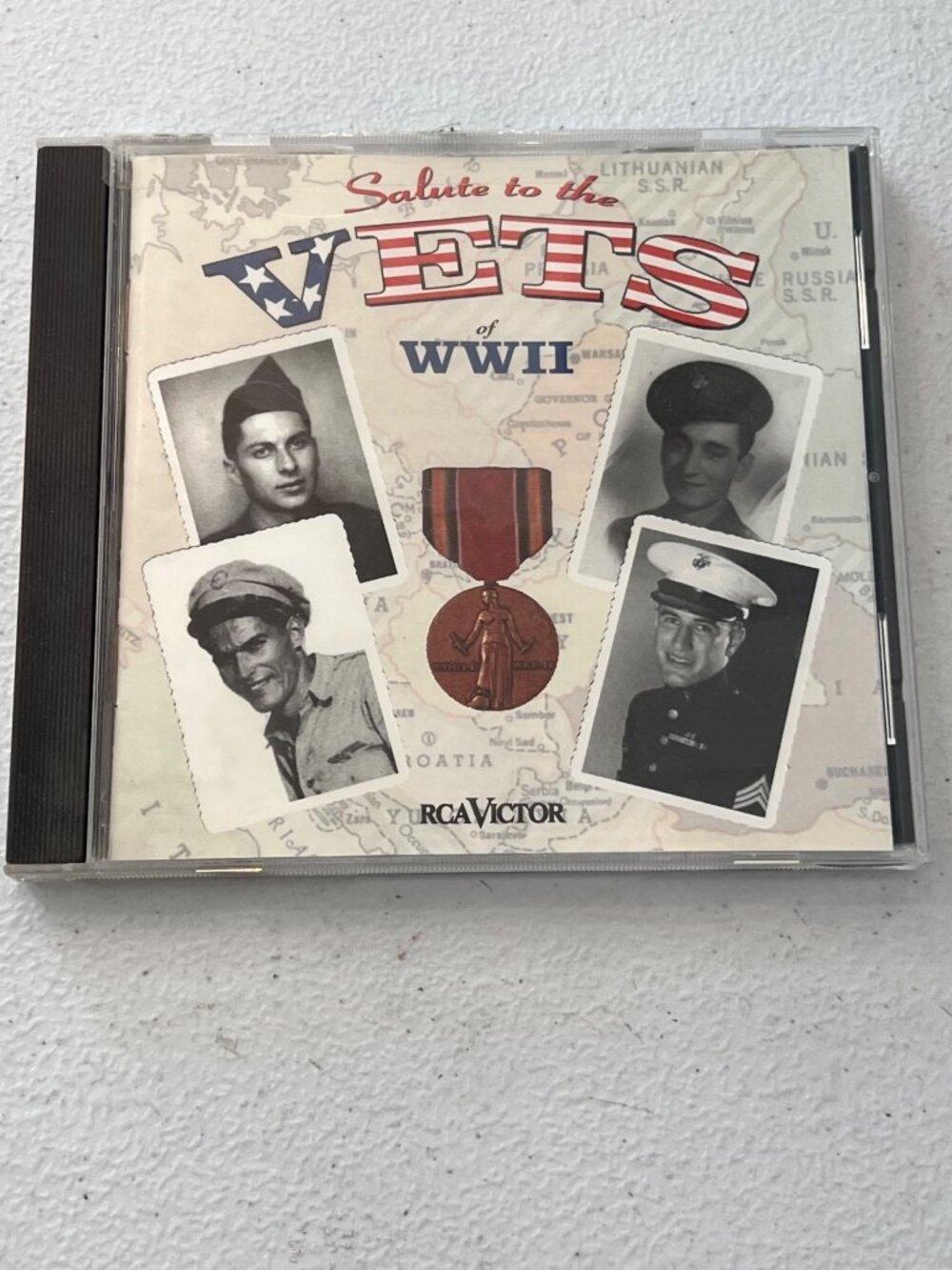 Salute To The Vets Of WWII 1998 CD RCA Victor BMG Classics 19 Tracks USA